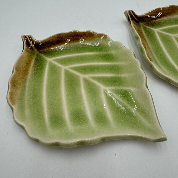 A Set of 2 Vintage Tajimi Japan Green Leaf Plates Small - Picture 2 of 10